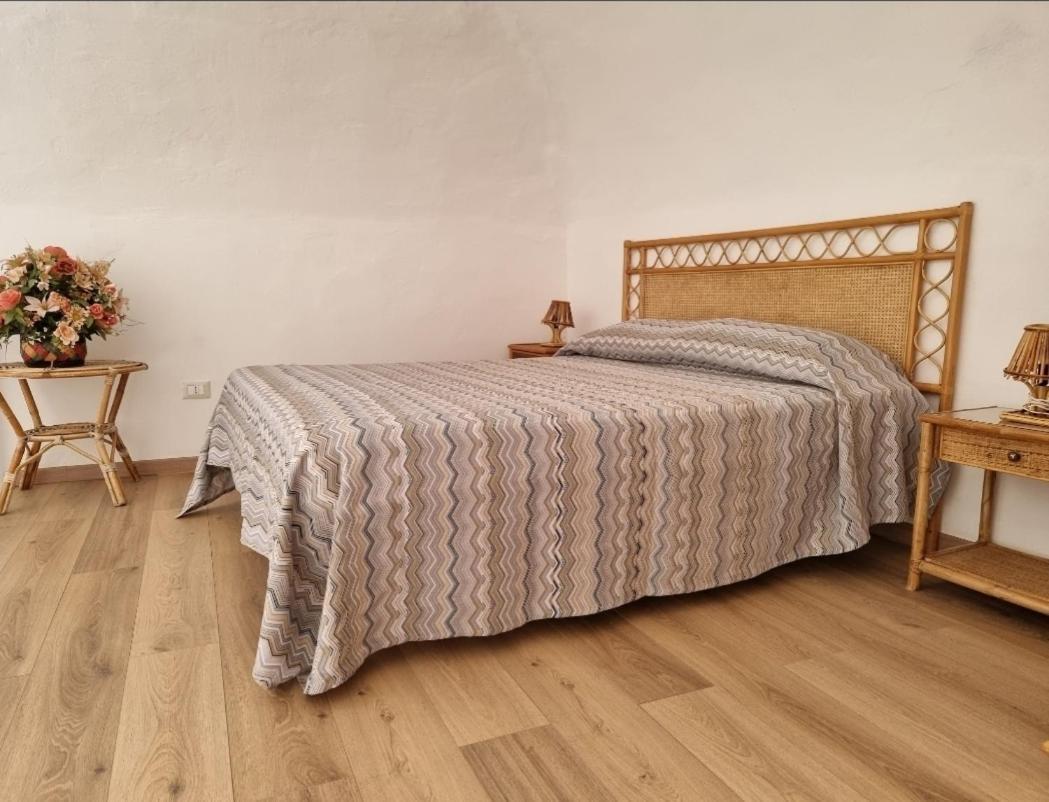 Mandralisca Holidays - Luxury Apartments Чефалу Екстериор снимка